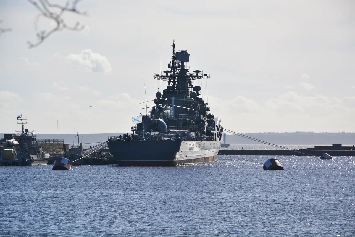 В Петербург и Кронштадт с детьми на машине в первый раз: опыт поездки на три дня и готовый план
В Петербург и Кронштадт с детьми на машине в первый раз: опыт поездки на три дня и готовый план