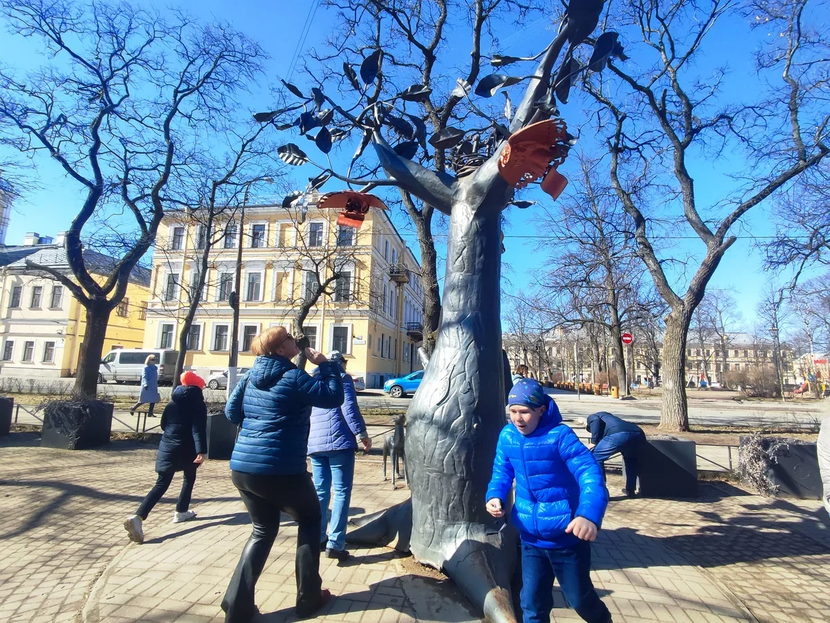 В Петербург и Кронштадт с детьми на машине в первый раз: опыт поездки на три дня и готовый план
В Петербург и Кронштадт с детьми на машине в первый раз: опыт поездки на три дня и готовый план