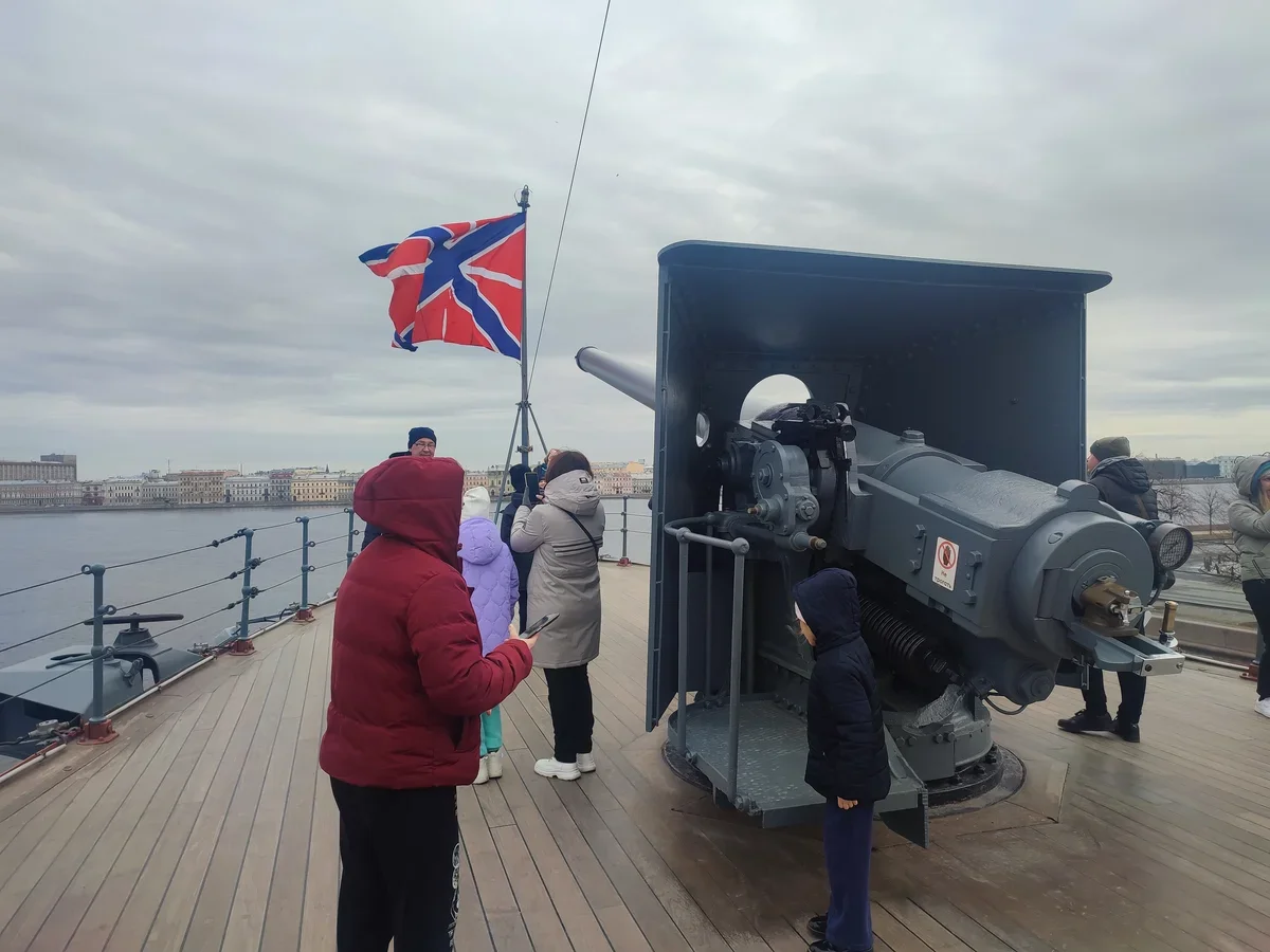 В Петербург и Кронштадт с детьми на машине в первый раз: опыт поездки на три дня и готовый план
В Петербург и Кронштадт с детьми на машине в первый раз: опыт поездки на три дня и готовый план