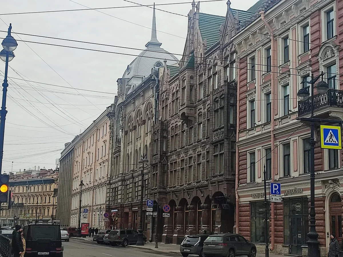 В Петербург и Кронштадт с детьми на машине в первый раз: опыт поездки на три дня и готовый план
В Петербург и Кронштадт с детьми на машине в первый раз: опыт поездки на три дня и готовый план