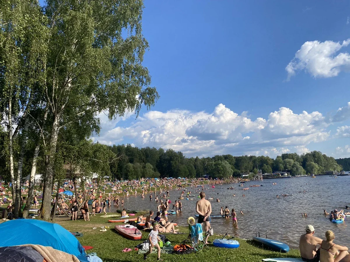 Двадцать загородных отелей рядом с Москвой, где можно отдохнуть у воды
Двадцать загородных отелей рядом с Москвой, где можно отдохнуть у воды