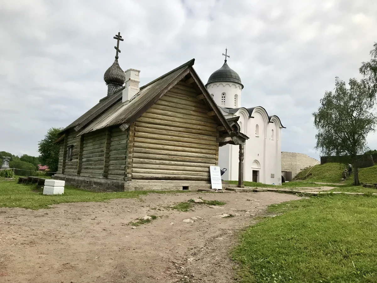 Неизвестные сокровища Ленинградской области: куда съездить на машине из Петербурга на день
Неизвестные сокровища Ленинградской области: куда съездить на машине из Петербурга на день