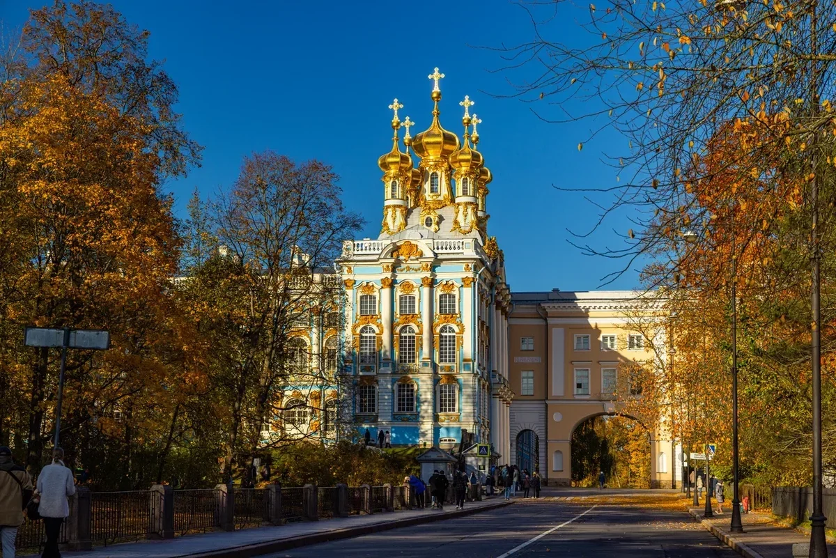 В Русскую Европу на выходные: программа минимум и бюджет поездки в Петербург на двоих
В Русскую Европу на выходные: программа минимум и бюджет поездки в Петербург на двоих
